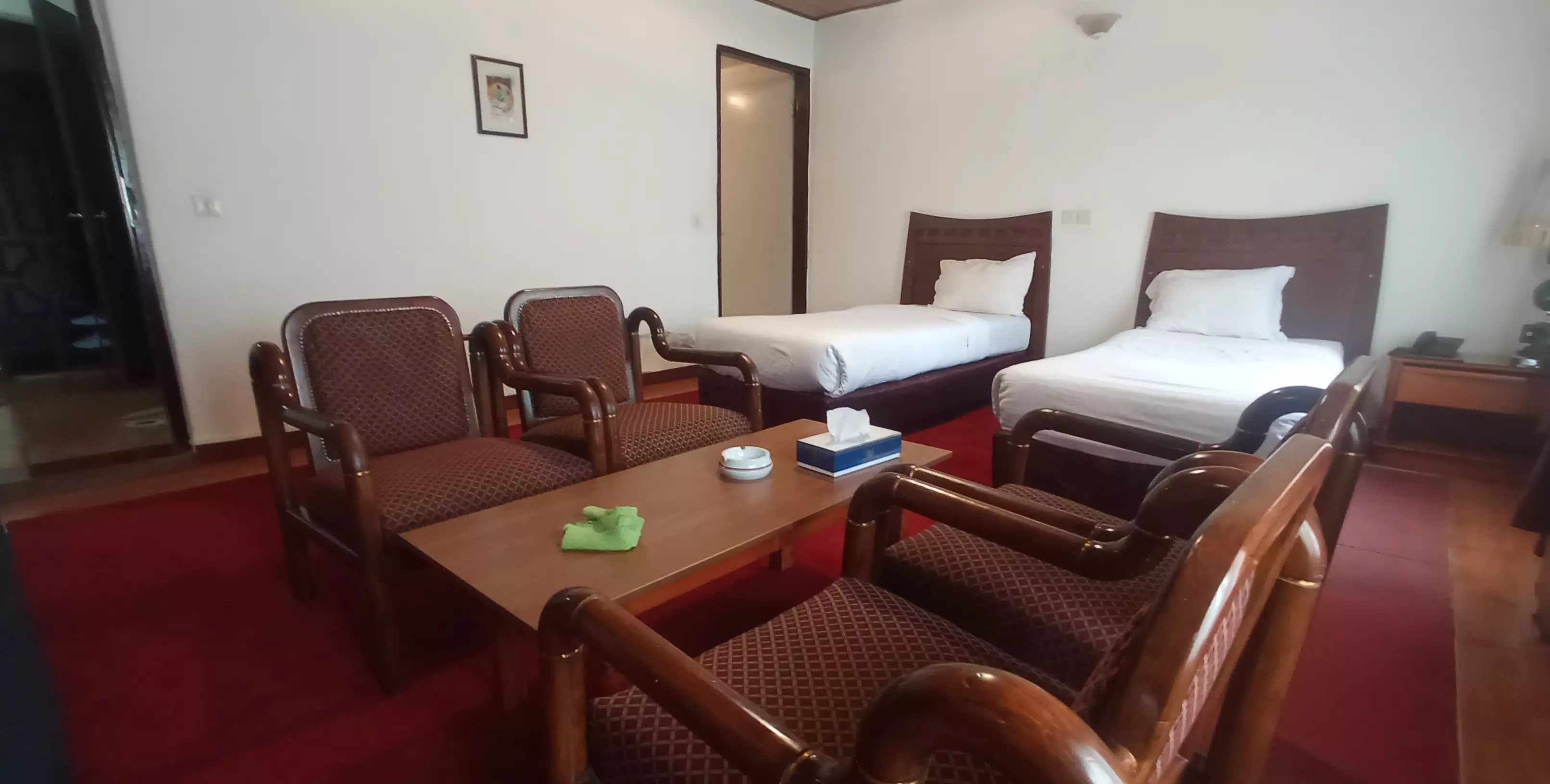 Alibaba https://cdn.alibaba.ir/ostorage/hotel-accommodation-images/68f34fc342794e78685ebd66_سوئیت چهارتخته معمولی (سوییت دوخوابه قدیمی ).webp